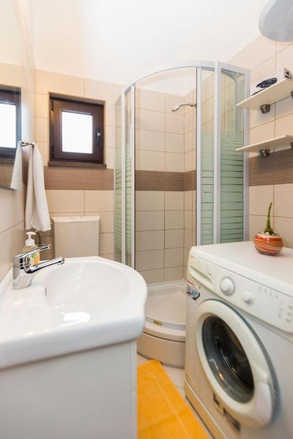 Apartman Bojana Διαμέρισμα Starigrad Paklenica Εξωτερικό φωτογραφία